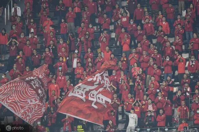 米乐M6_最新消息,教育行业平均人为9.7万,排名第七,网友:我拖了后腿(图1) 米乐M6官方入口